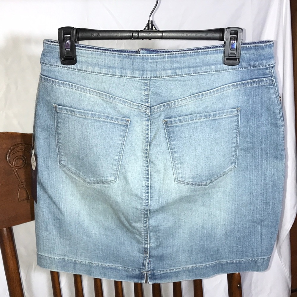 Last One! NYDJ Denim Straight Jean Skirt, Orig Slimming Fit - Picture 3 of 3